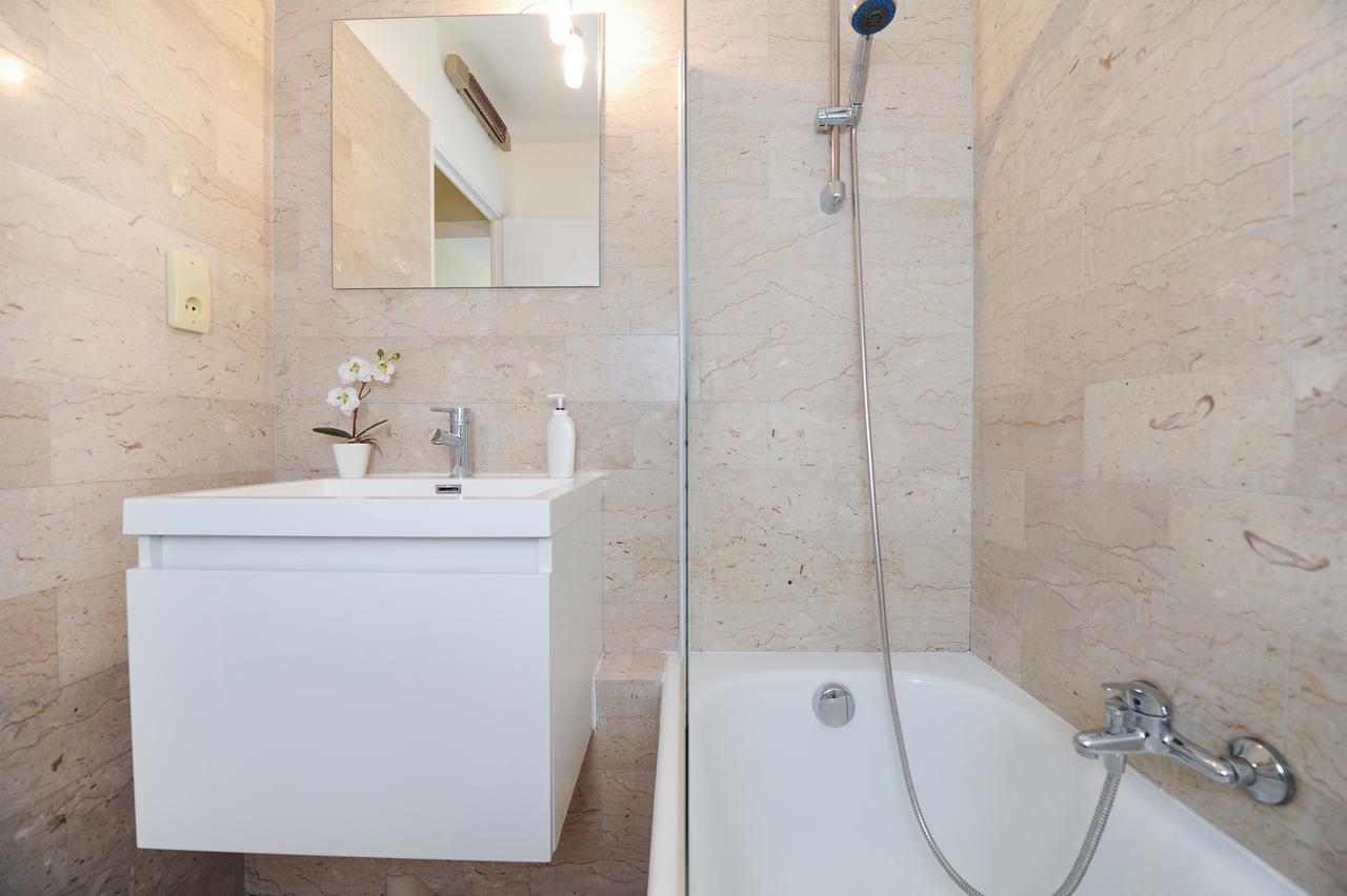 Nice Étoile Grand Suite Five stars Holiday House Esterno foto